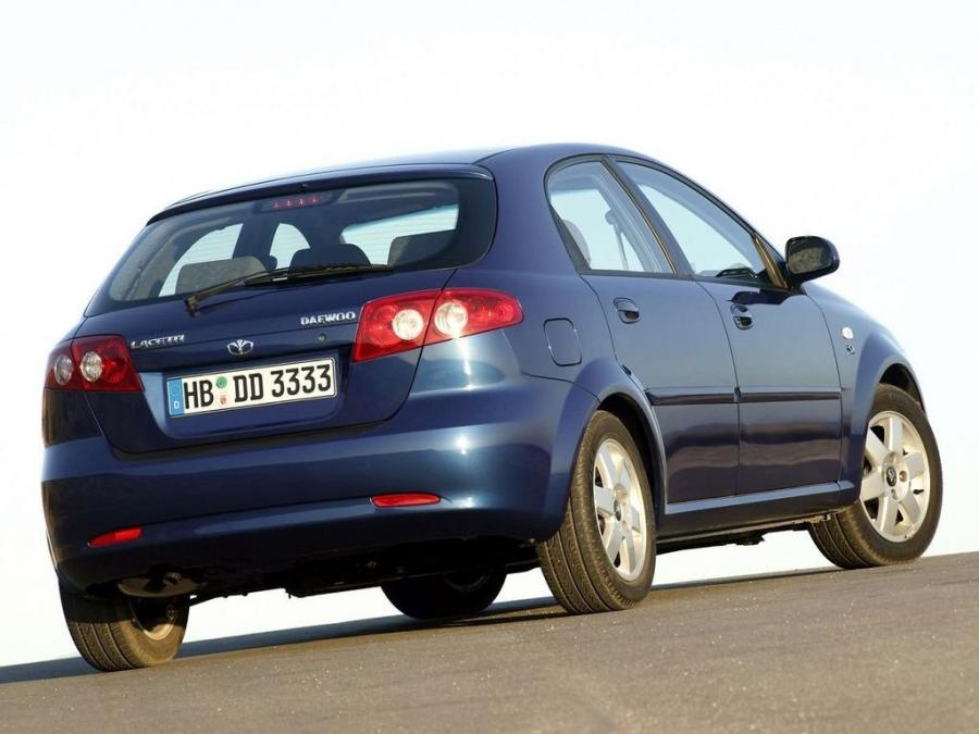  Daewoo Lacetti Hatchback SX 2004 года  (фото 13 из 13)